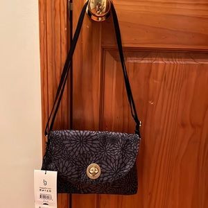 Baggallini Ladies Shoulder Bag
